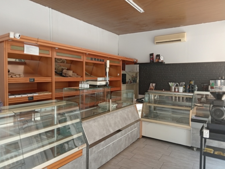 (For Rent) Commercial Retail Shop || Athens West/Peristeri - 120 Sq.m, 800€