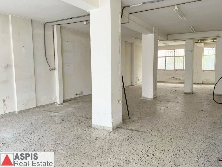 (For Sale) Commercial Retail Shop || Athens North/Nea Ionia - 112 Sq.m, 105.000€