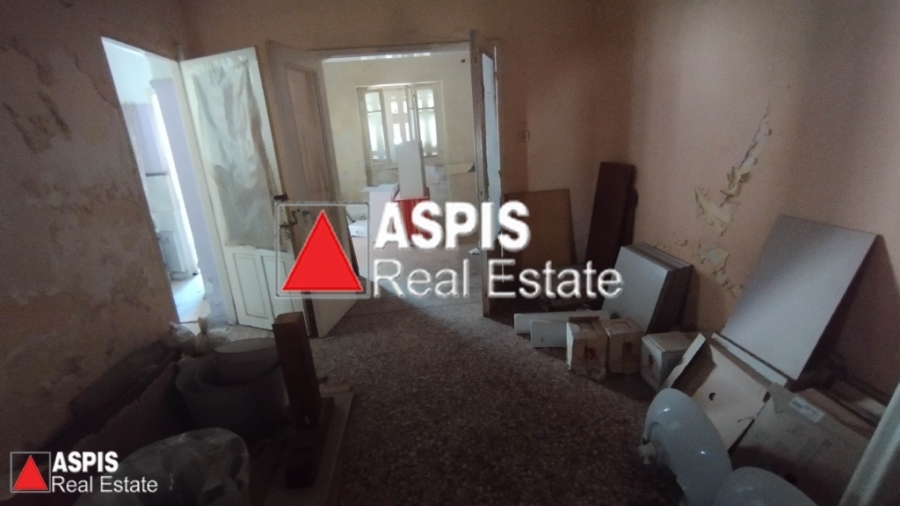 (For Sale) Residential Detached house || Piraias/Keratsini - 53 Sq.m, 2 Bedrooms, 95.000€