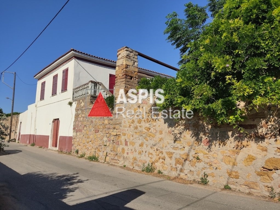 (For Sale) Residential Detached house || Chios/Chios - 300 Sq.m, 600.000€