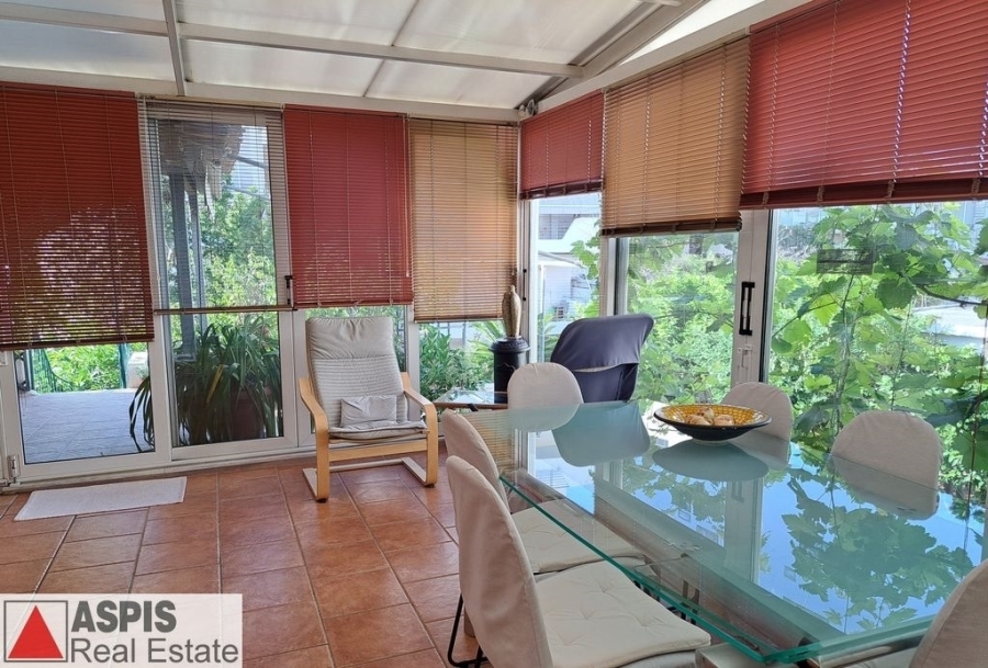 (For Sale) Residential Floor Apartment || Athens North/Nea Ionia - 166 Sq.m, 2 Bedrooms, 315.000€