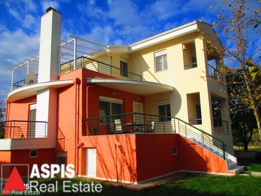 (For Sale) Residential Detached house || Thessaloniki Suburbs/Vasilika - 270 Sq.m, 3 Bedrooms, 240.000€