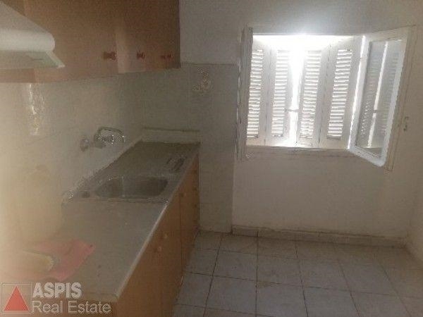 (For Sale) Residential Detached house || Piraias/Perama - 52 Sq.m, 1 Bedrooms, 90.000€