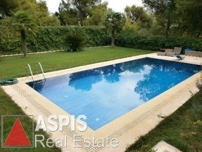 (For Sale) Residential Detached house || East Attica/Thrakomakedones - 550 Sq.m, 5 Bedrooms, 1.100.000€