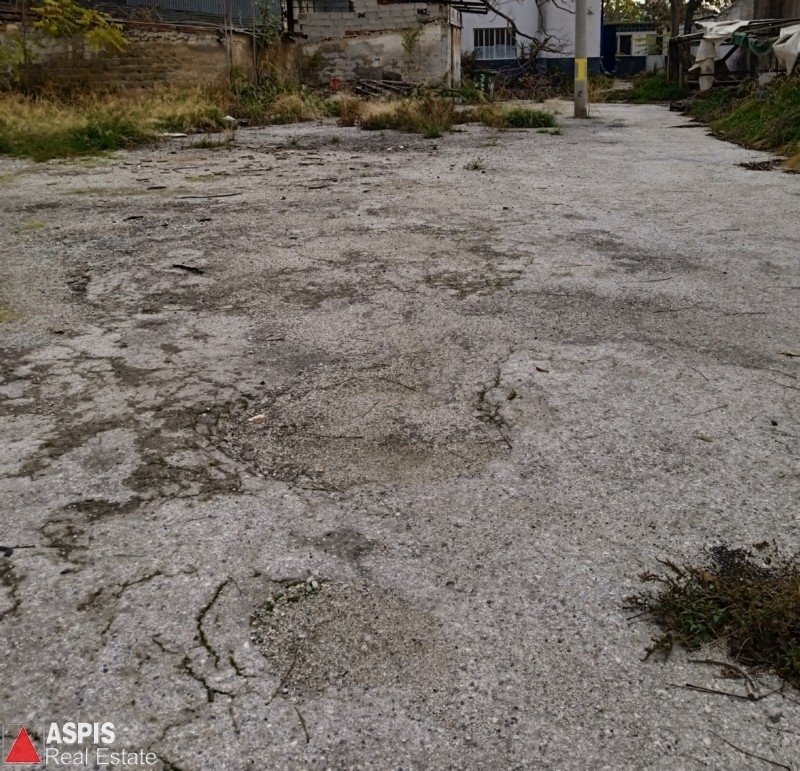 (For Sale) Land Plot || Piraias/Agios Ioannis Renti - 2.100 Sq.m, 1.100.000€