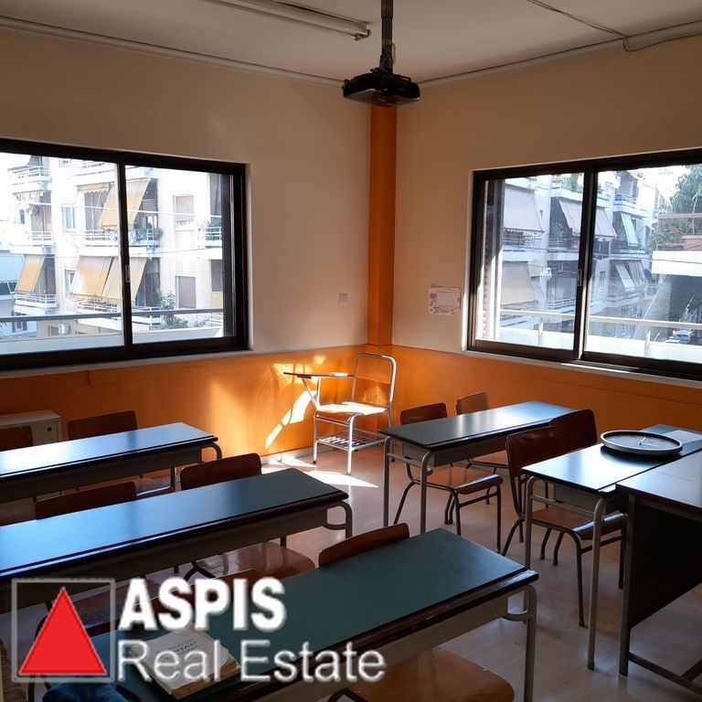 (For Sale) Commercial Office || Athens Center/Athens - 268 Sq.m, 350.000€