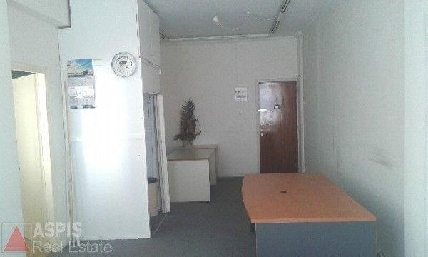 (For Sale) Commercial Office || Piraias/Piraeus - 77 Sq.m, 60.000€