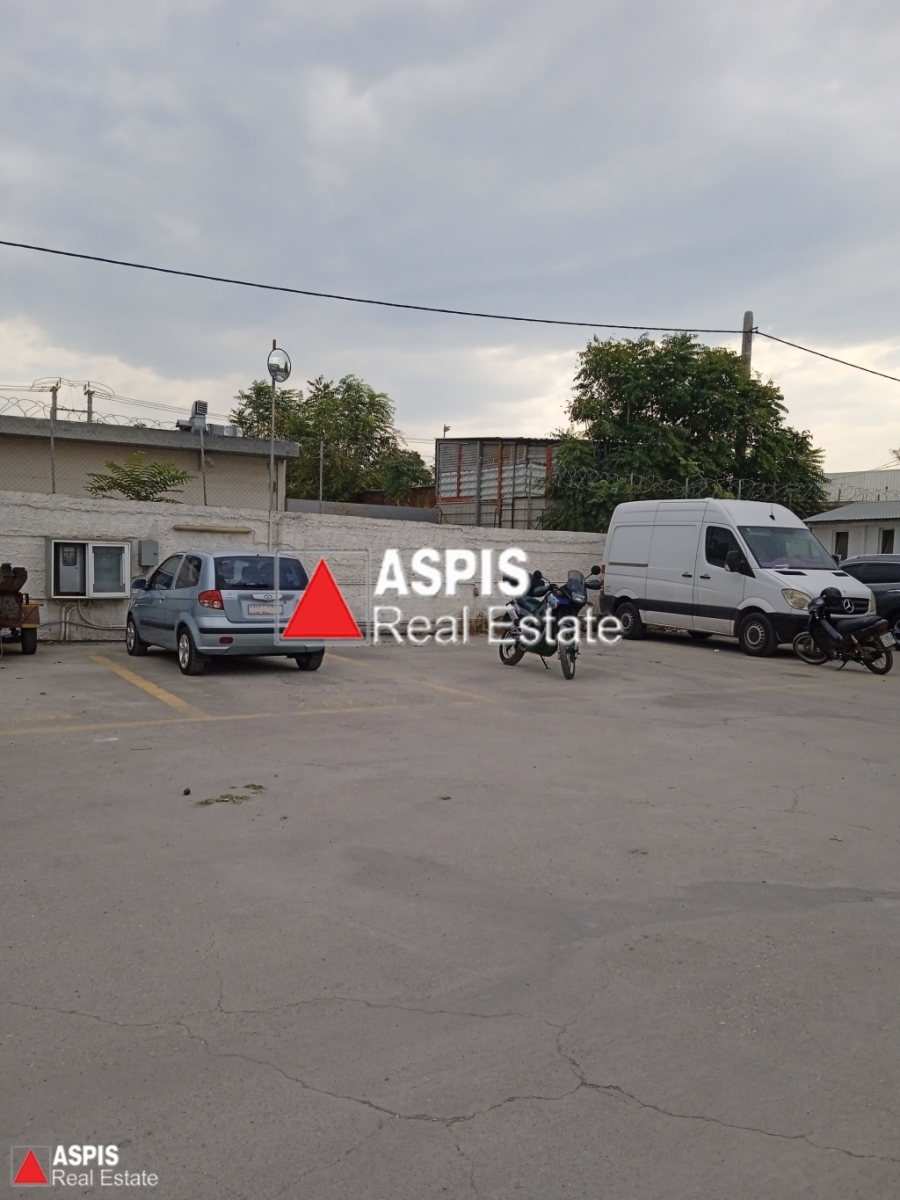 (For Sale) Commercial Commercial Property || Piraias/Agios Ioannis Renti - 1.000 Sq.m, 4.500.000€
