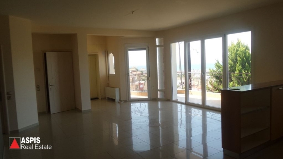 (For Sale) Residential Floor Apartment || Evoia/Chalkida - 116 Sq.m, 3 Bedrooms, 175.000€