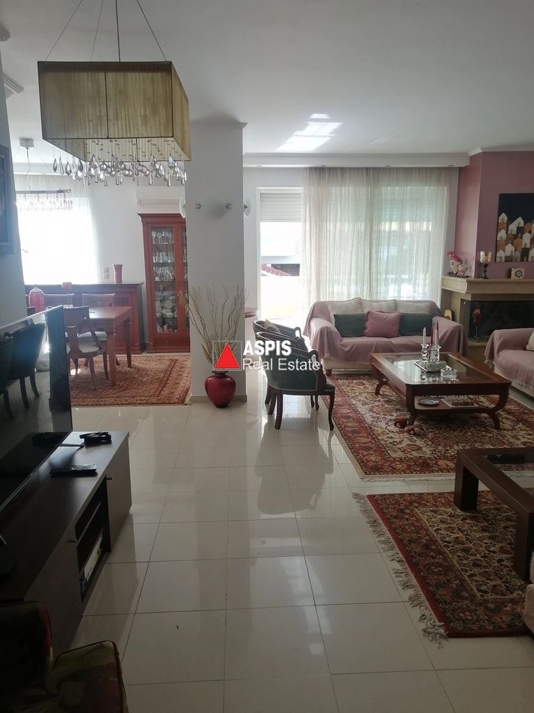 (For Sale) Residential Maisonette || Athens South/Glyfada - 156 Sq.m, 3 Bedrooms, 490.000€