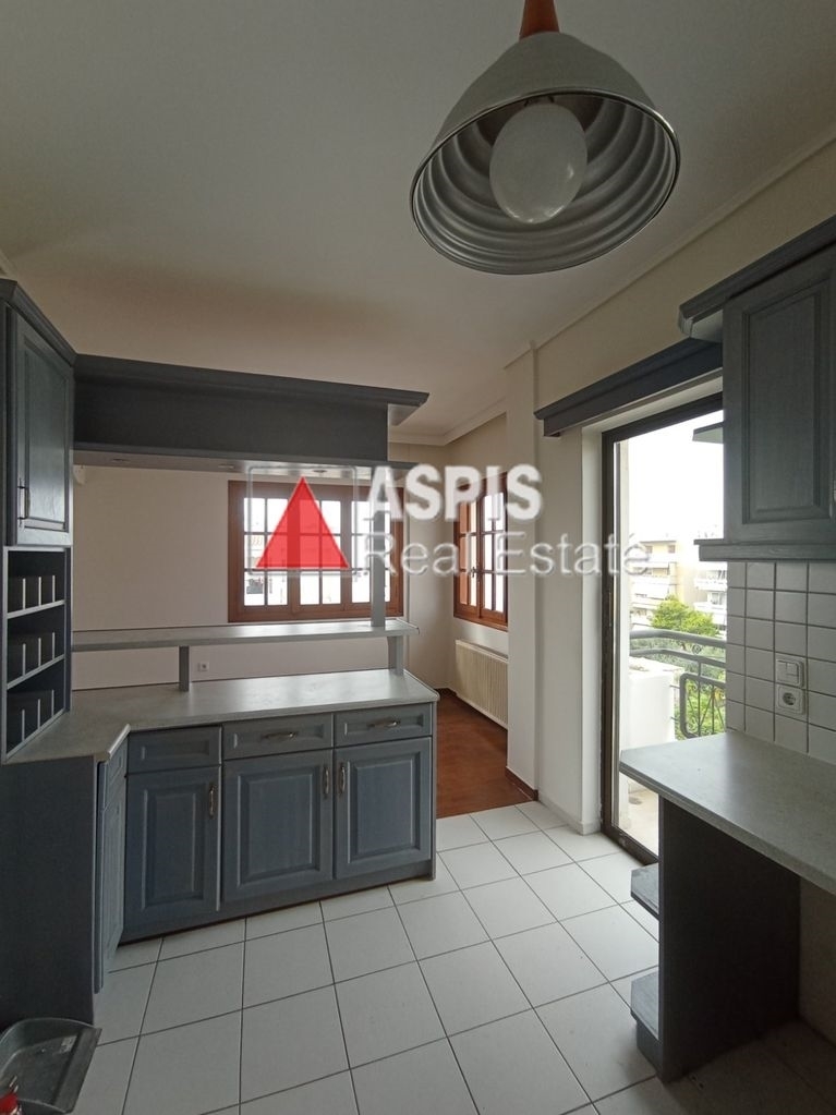 (For Sale) Residential Floor Apartment || Athens South/Glyfada - 94 Sq.m, 2 Bedrooms, 340.000€