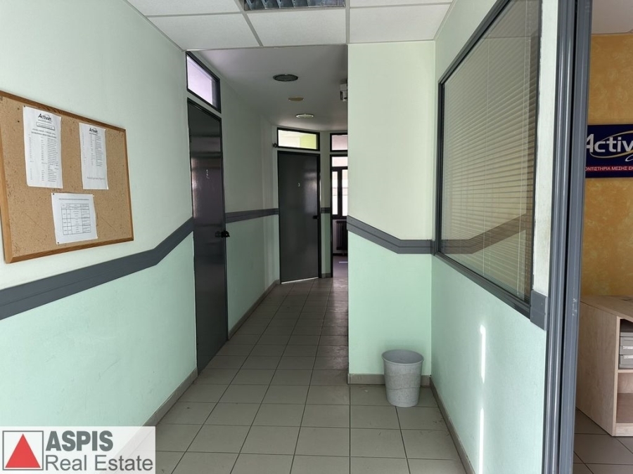 (For Sale) Commercial Office || Athens North/Irakleio - 135 Sq.m, 290.000€