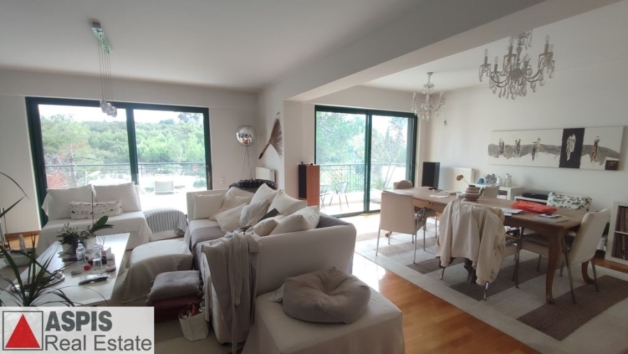 (For Sale) Residential Maisonette || East Attica/Stamata - 317 Sq.m, 6 Bedrooms, 650.000€