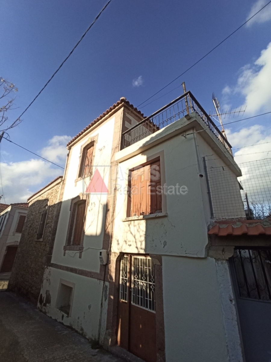 (For Sale) Residential Detached house || Lesvos/Polichnitos - 70 Sq.m, 2 Bedrooms, 50.000€