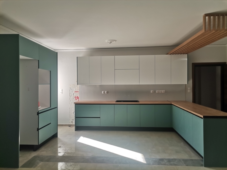 (For Sale) Residential Apartment || Piraias/Salamina - 90 Sq.m, 2 Bedrooms, 150.000€