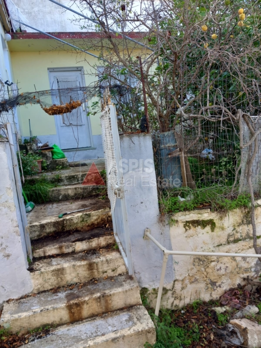 (For Sale) Residential Detached house || Lesvos/Polichnitos - 48 Sq.m, 2 Bedrooms, 50.000€