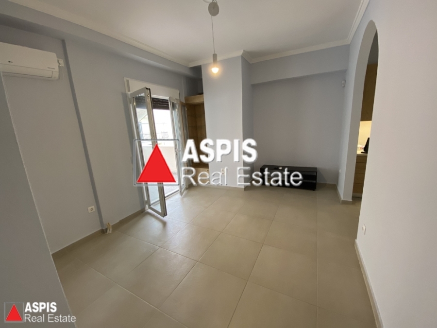 (For Sale) Residential Apartment || Piraias/Piraeus - 49 Sq.m, 2 Bedrooms, 250.000€