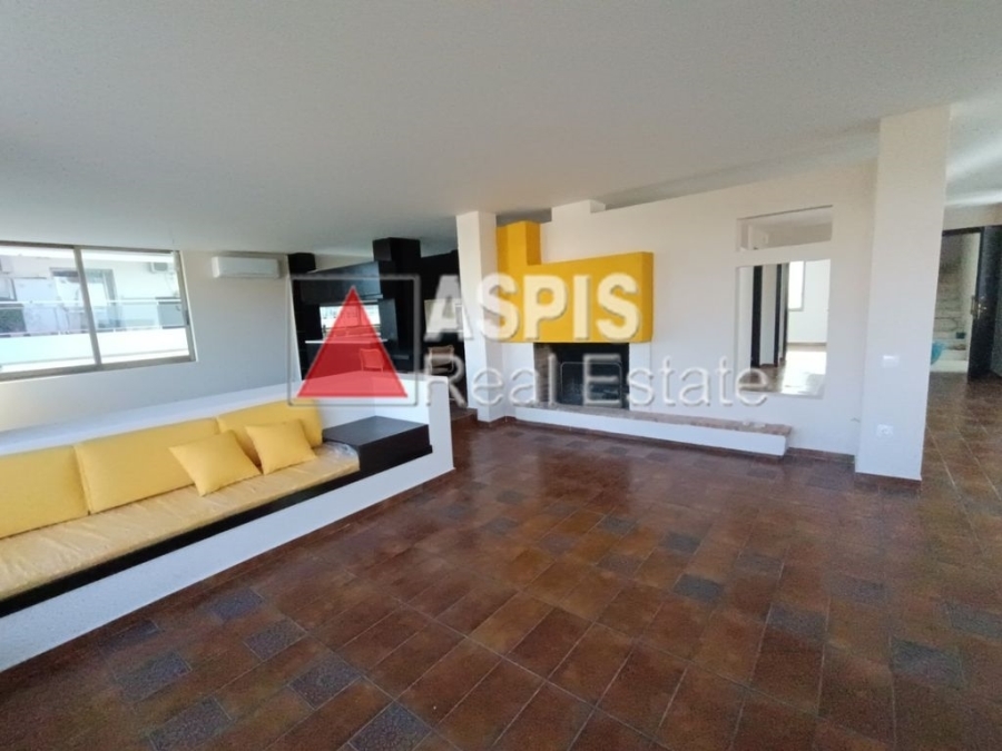 (For Rent) Residential Floor Apartment || Athens South/Glyfada - 166 Sq.m, 2 Bedrooms, 1.500€