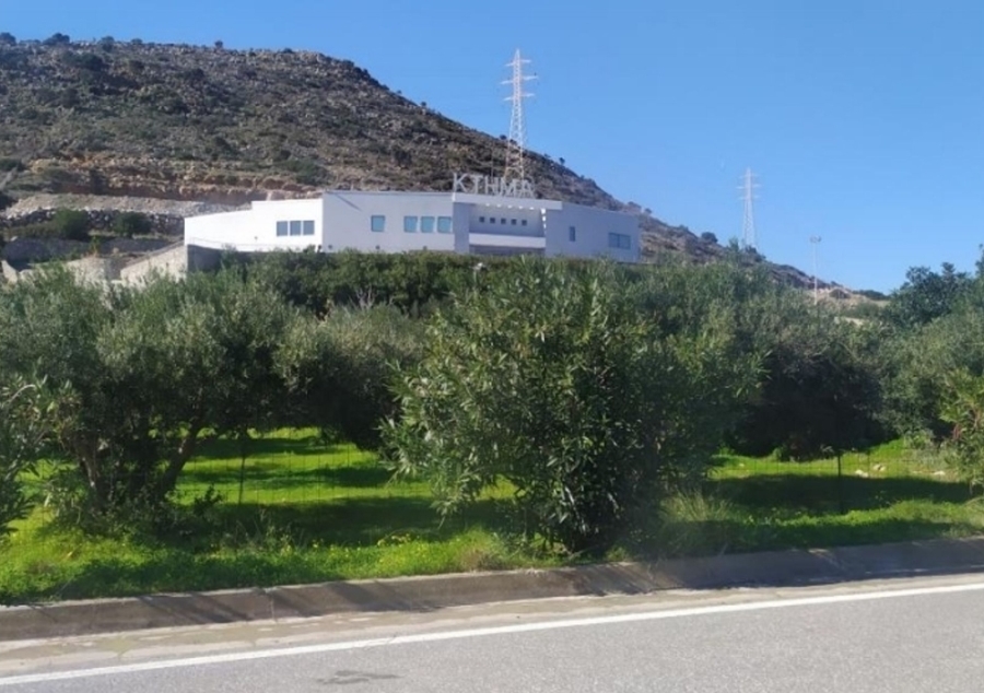 (For Sale) Commercial Commercial Property || Lasithi/Agios Nikolaos - 2.225 Sq.m, 825.000€