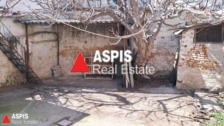 (For Sale) Land Plot || Piraias/Piraeus - 121 Sq.m, 100.000€