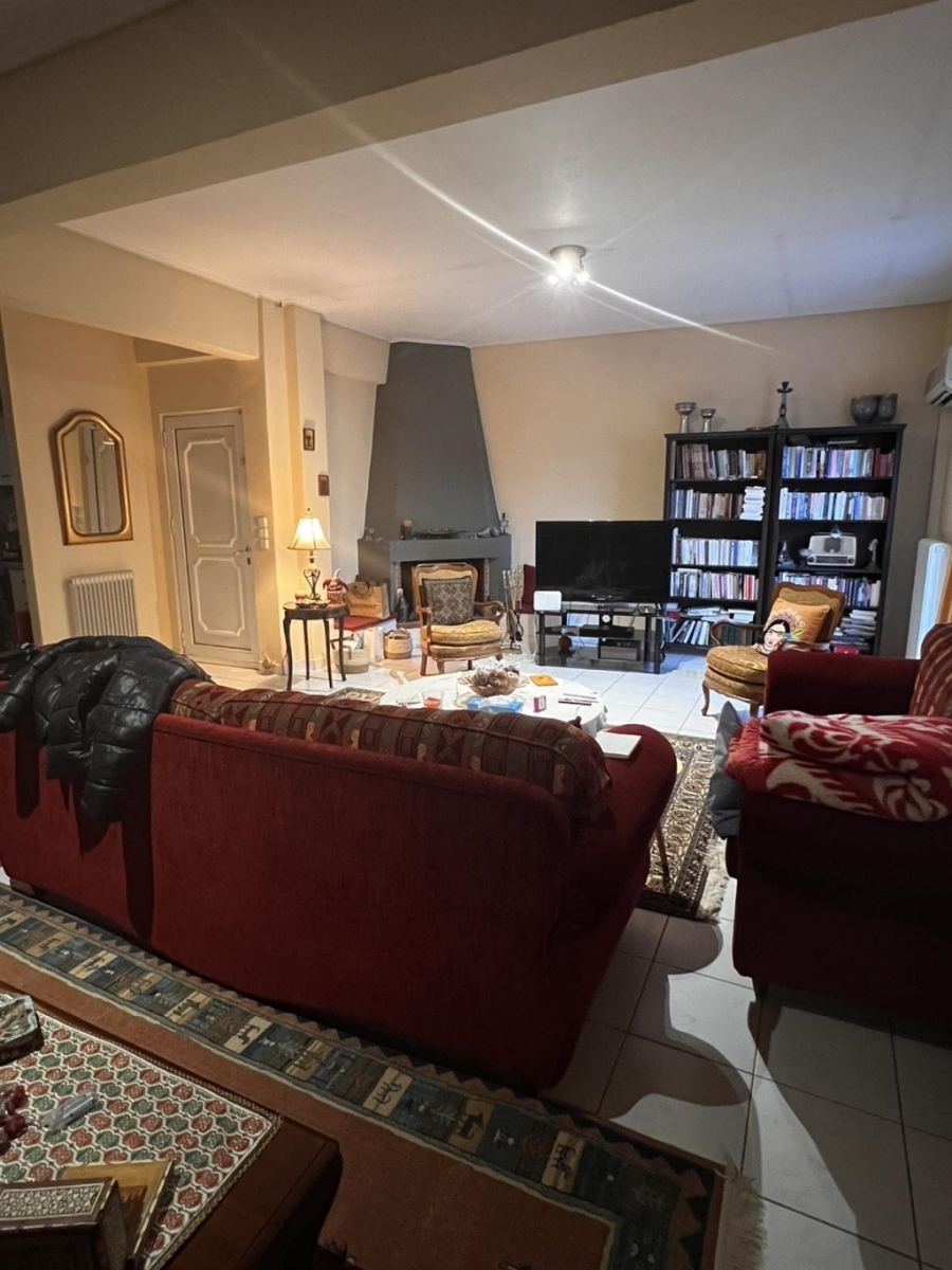 (For Sale) Residential Floor Apartment || Athens West/Ilion-Nea Liosia - 100 Sq.m, 2 Bedrooms, 180.000€