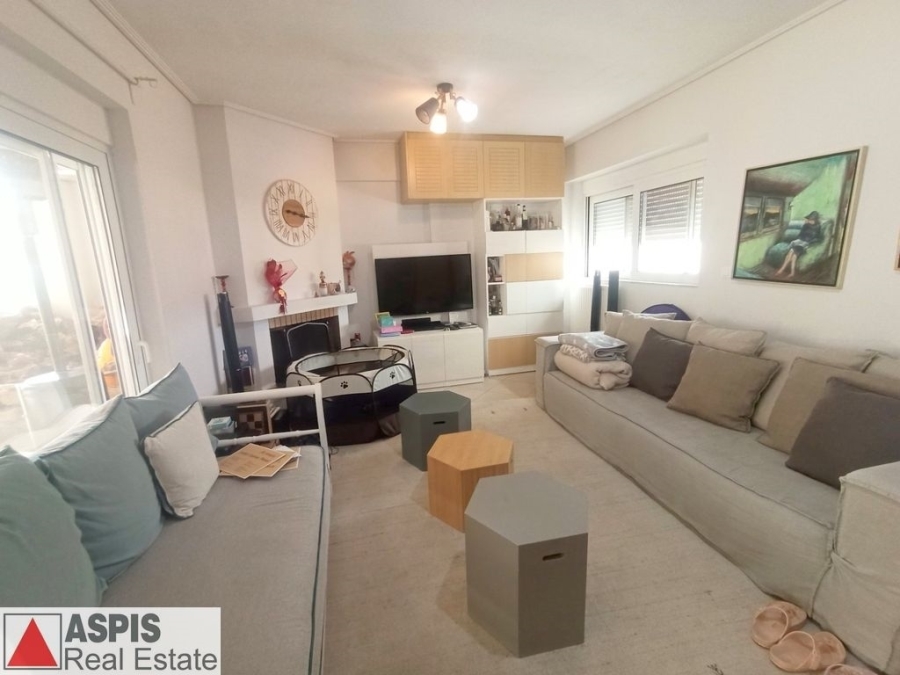 (For Sale) Residential Maisonette || Athens Center/Chalkidona - 98 Sq.m, 3 Bedrooms, 380.000€