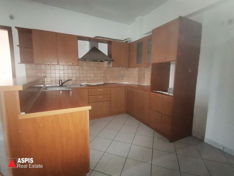 (For Sale) Residential Apartment || Piraias/Salamina - 78 Sq.m, 2 Bedrooms, 134.000€