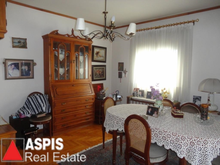(For Sale) Residential Apartment || Thessaloniki East/Kalamaria - 180 Sq.m, 4 Bedrooms, 290.000€