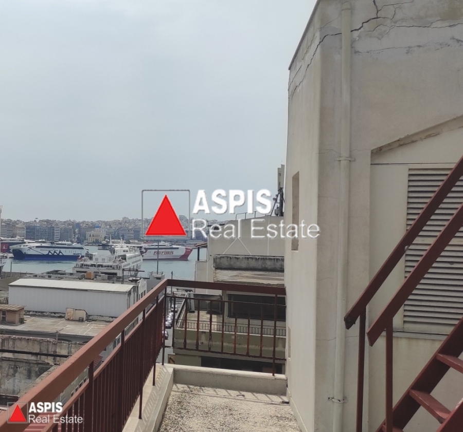 (For Sale) Commercial Building || Piraias/Piraeus - 1.000 Sq.m, 2.550.000€