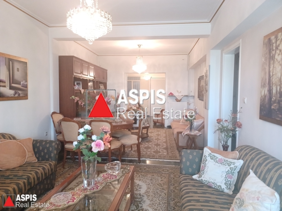 (For Sale) Residential Floor Apartment || Piraias/Korydallos - 138 Sq.m, 3 Bedrooms, 275.000€