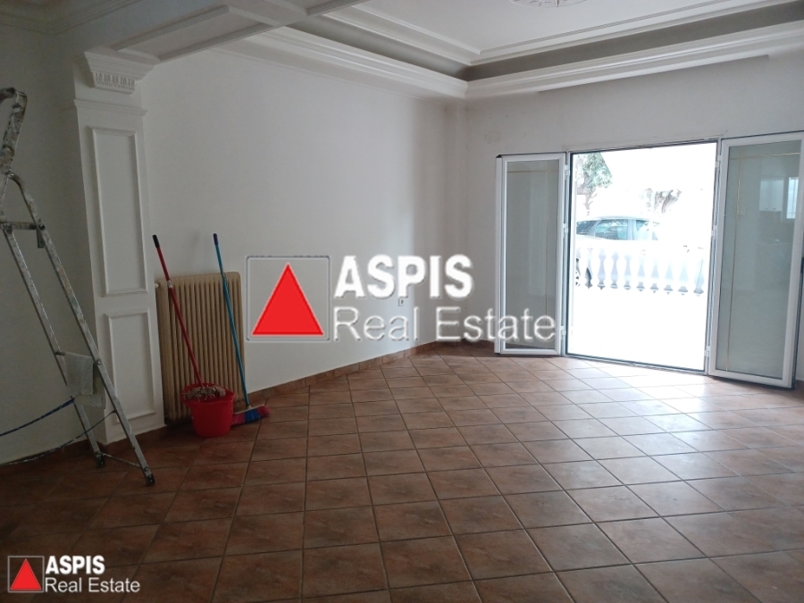 (For Sale) Residential Detached house || Piraias/Korydallos - 70 Sq.m, 2 Bedrooms, 160.000€