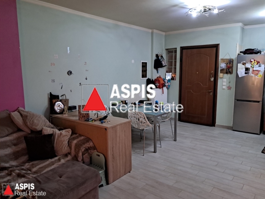 (For Sale) Residential Floor Apartment || Piraias/Piraeus - 67 Sq.m, 2 Bedrooms, 250.000€