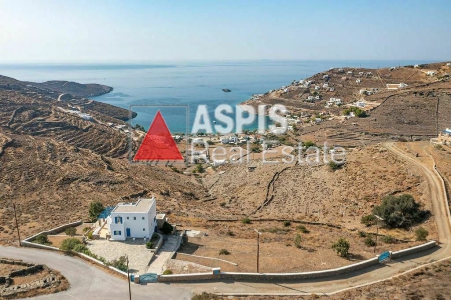 (For Sale) Residential Detached house || Cyclades/Kythnos - 315 Sq.m, 5 Bedrooms, 1.200.000€