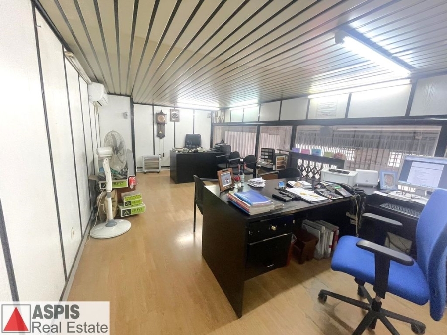(For Sale) Commercial Small Industrial Area || Athens Center/Athens - 230 Sq.m, 300.000€