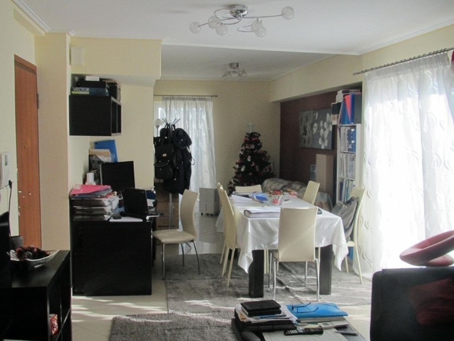 (For Sale) Residential Apartment || Piraias/Nikaia - 74 Sq.m, 2 Bedrooms, 225.000€
